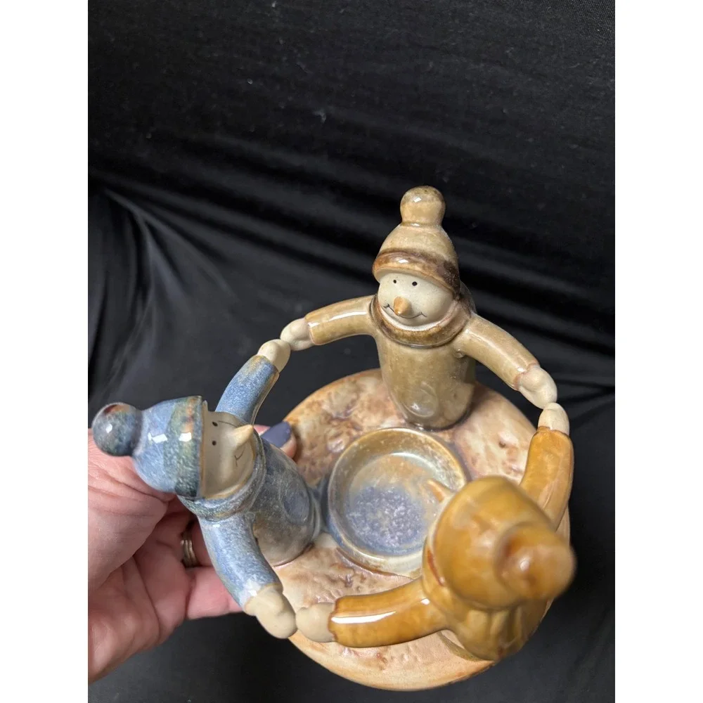 Vintage Ceramic Snowman Family Friends Holding Hands Figurine Candle Holder‎